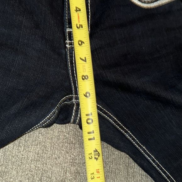 Daytrip Jeans - Picture 7 of 8